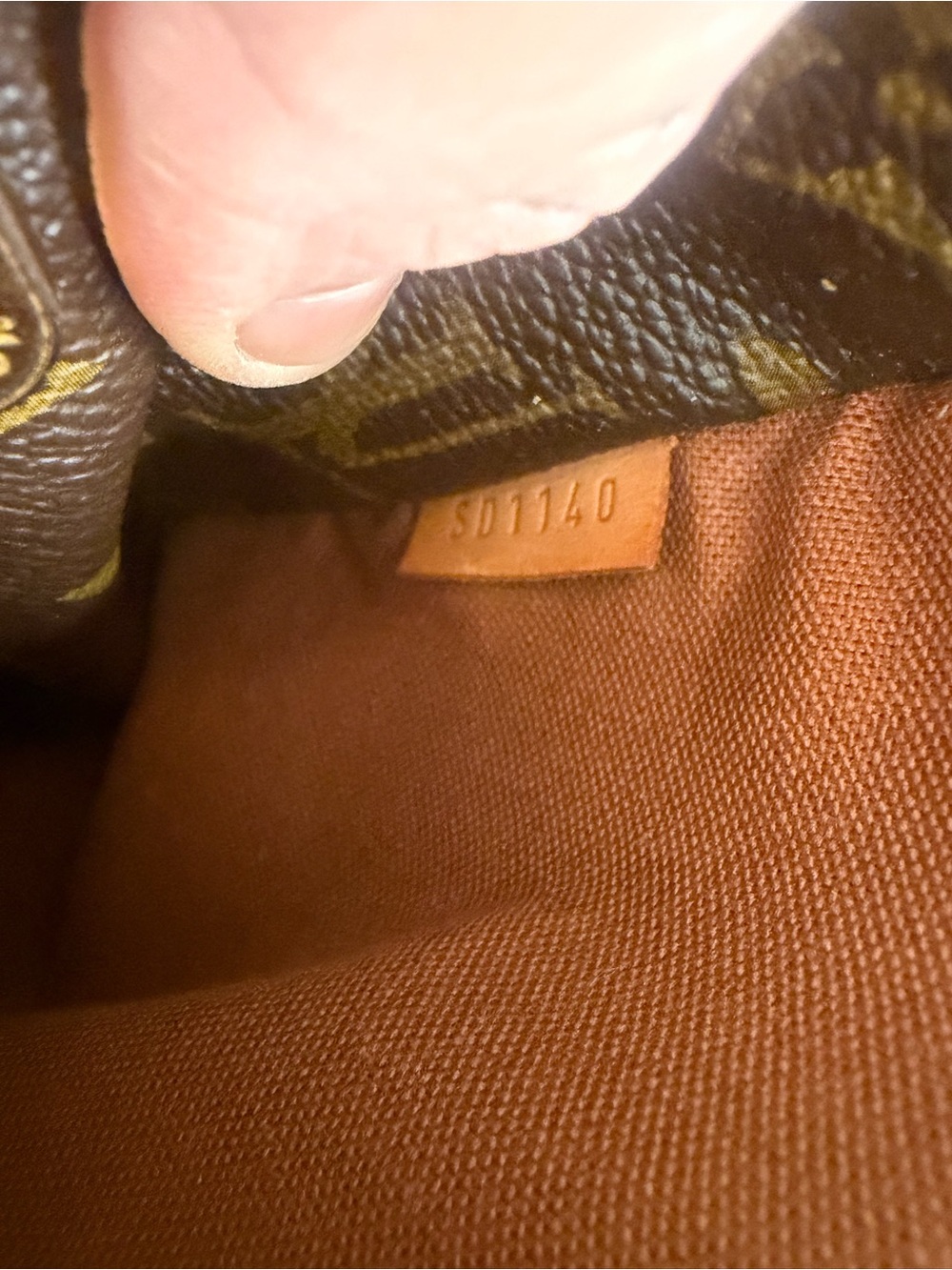 Authentic Louis Vuitton Monogram Totally PM - Picture 6 of 9